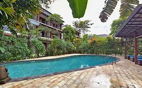 Sanur Lodge